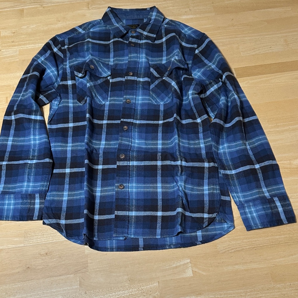 Jachs Heritage Flannel in Gray Plaid, size medium